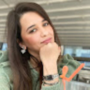 Meet your Posher, Jihane